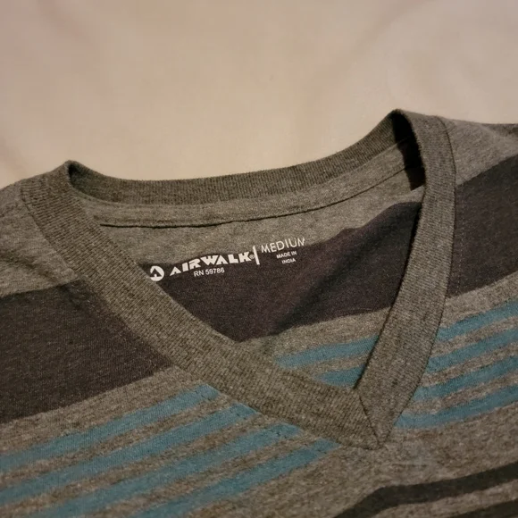 Airwalk Striped V-Neck Tee [M] Gray/Blue/Black - Picture 2 of 3